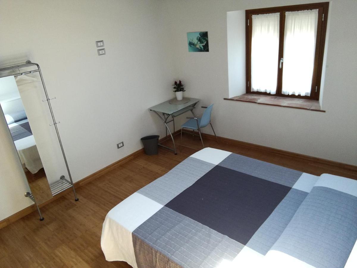 B & B Via Di Mezzo Coreglia Antelminelli Экстерьер фото