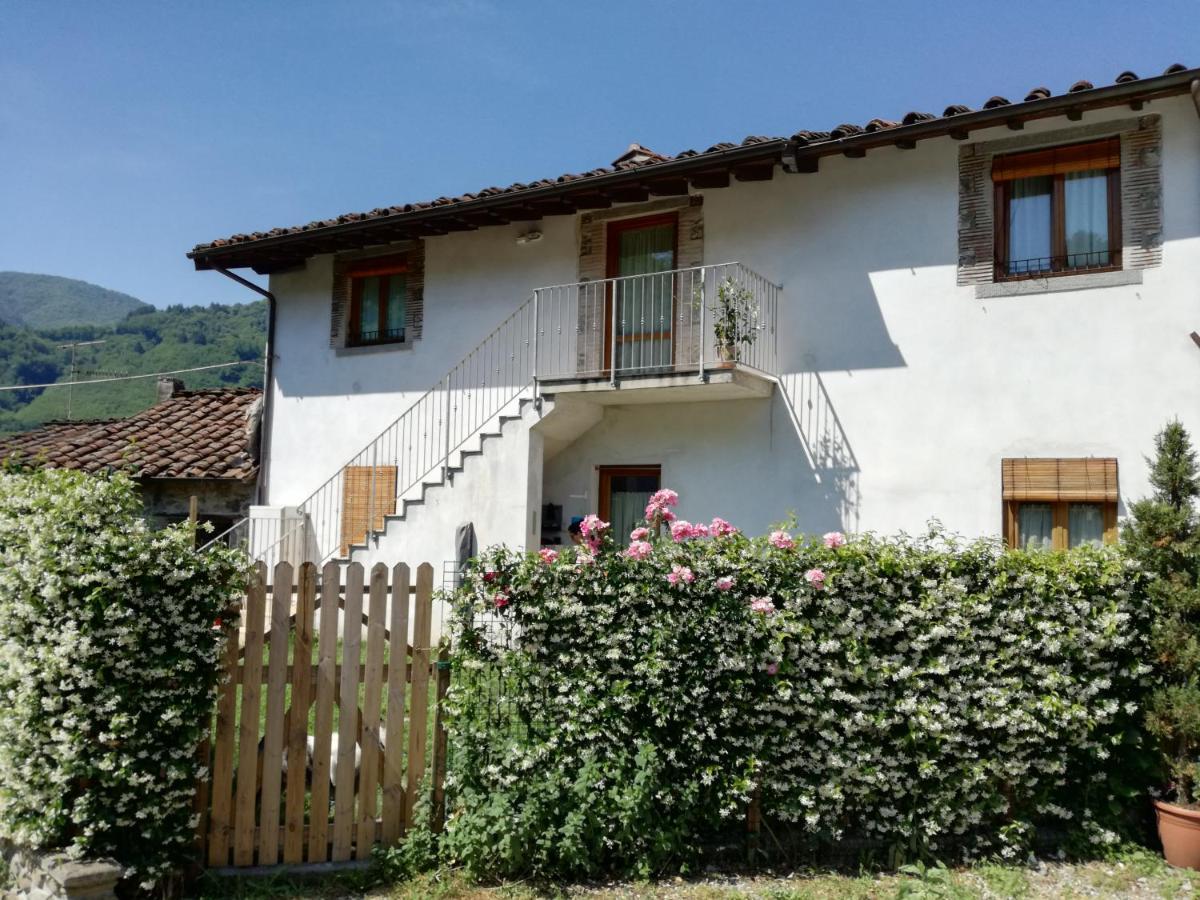 B & B Via Di Mezzo Coreglia Antelminelli Экстерьер фото